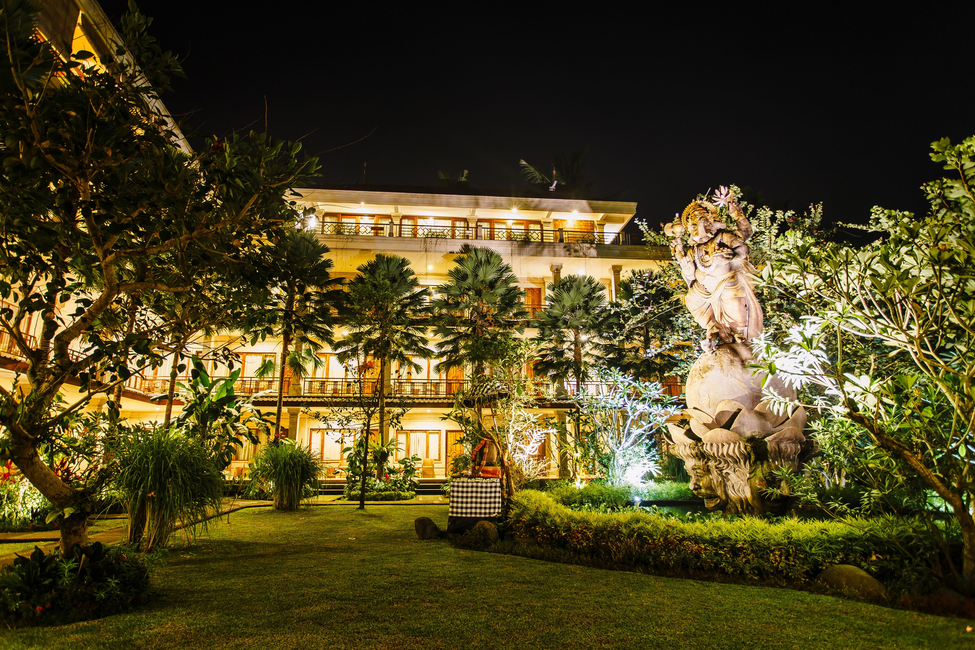 Front of property - evening/night