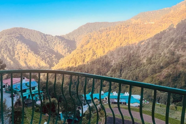 Valley View Premier Room With Balcony | Balcony view