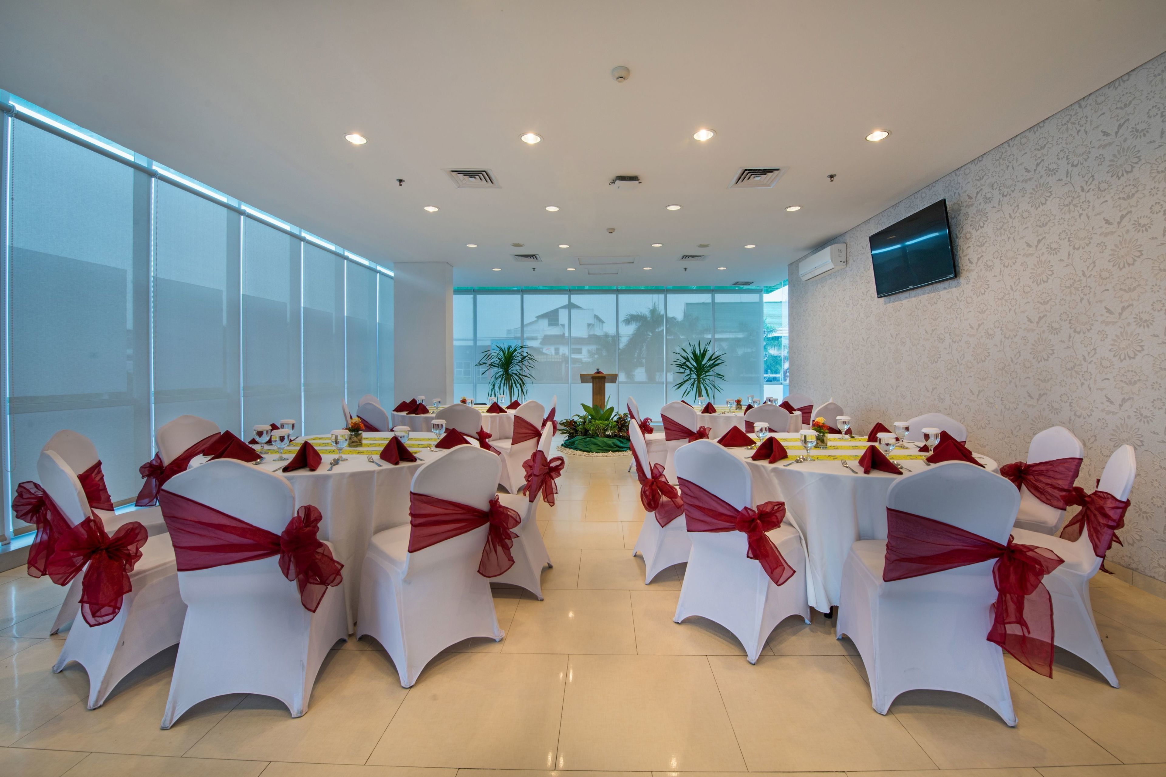 Meeting facility