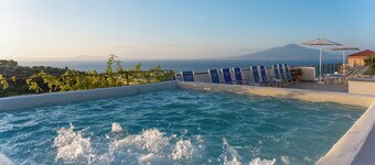 不列顛尼亞酒店