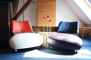 Superior Room, 2 Twin Beds, Bathtub, Garden View | Egyptian cotton sheets, premium bedding, in-room safe - WeidumerHout (Weidum)