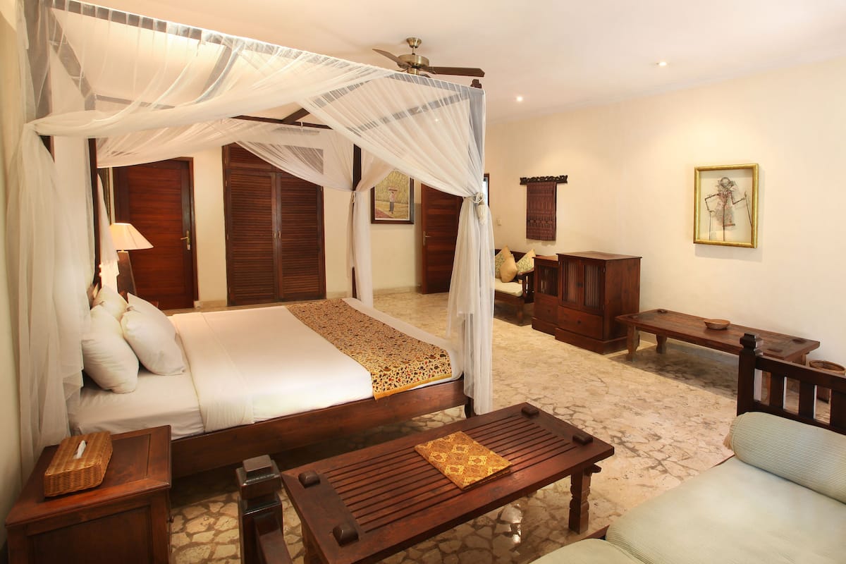 Villa, 2 chambres | 1 chambre, coffres-forts dans les chambres, bureau, Wi-Fi gratuit