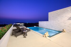 Villa Confort, 4 chambres, piscine privée, vue mer | Terrasse/Patio