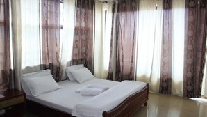 Unclassified image, 5 of 33, button - MIC Hotel (Dar es Salaam)
