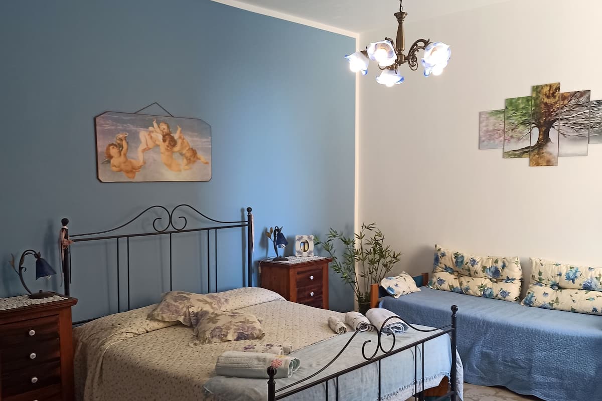 Standard Double or Twin Room, Shared Bathroom | Exterior