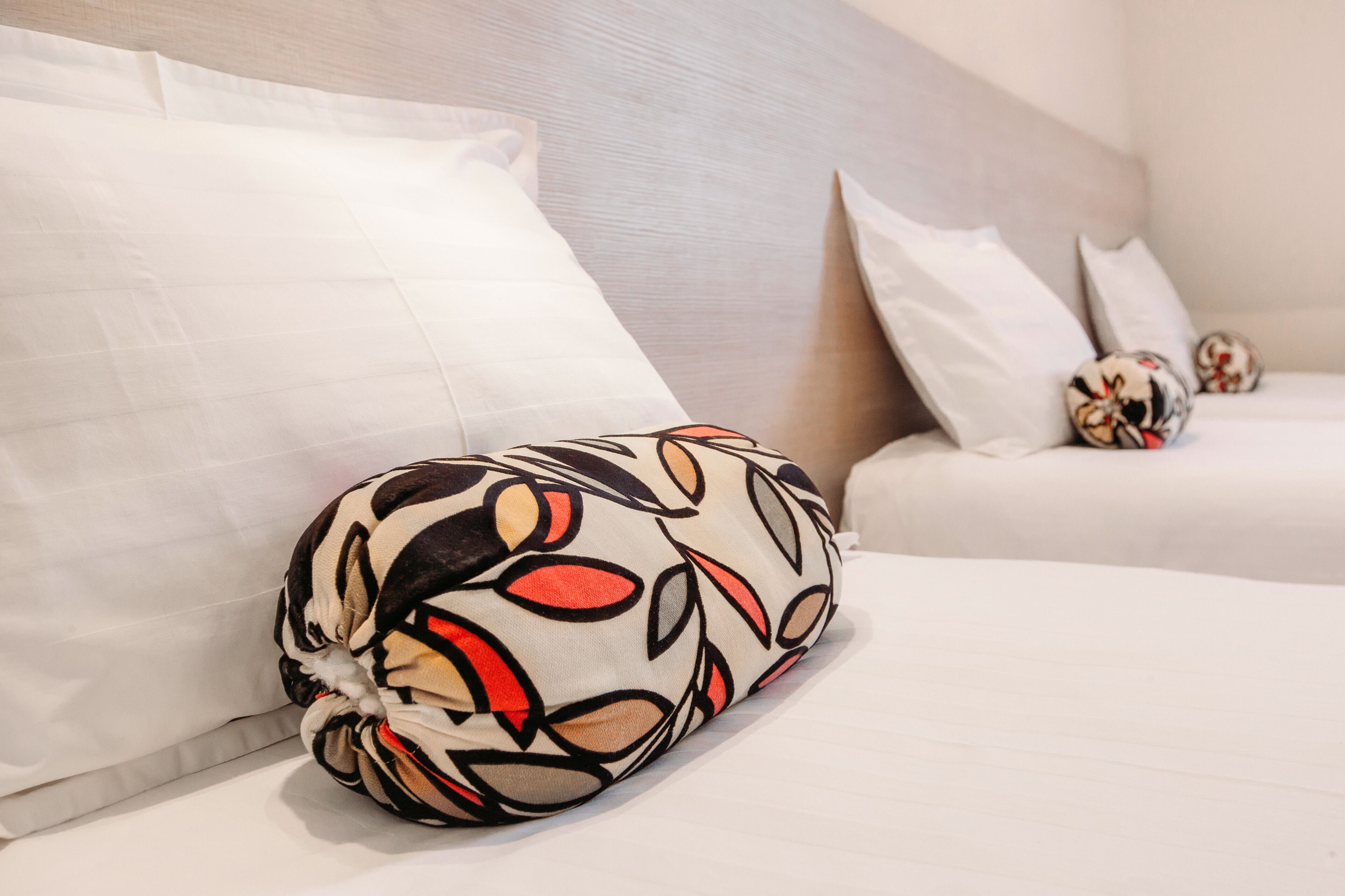 1 bedroom, premium bedding, minibar, desk