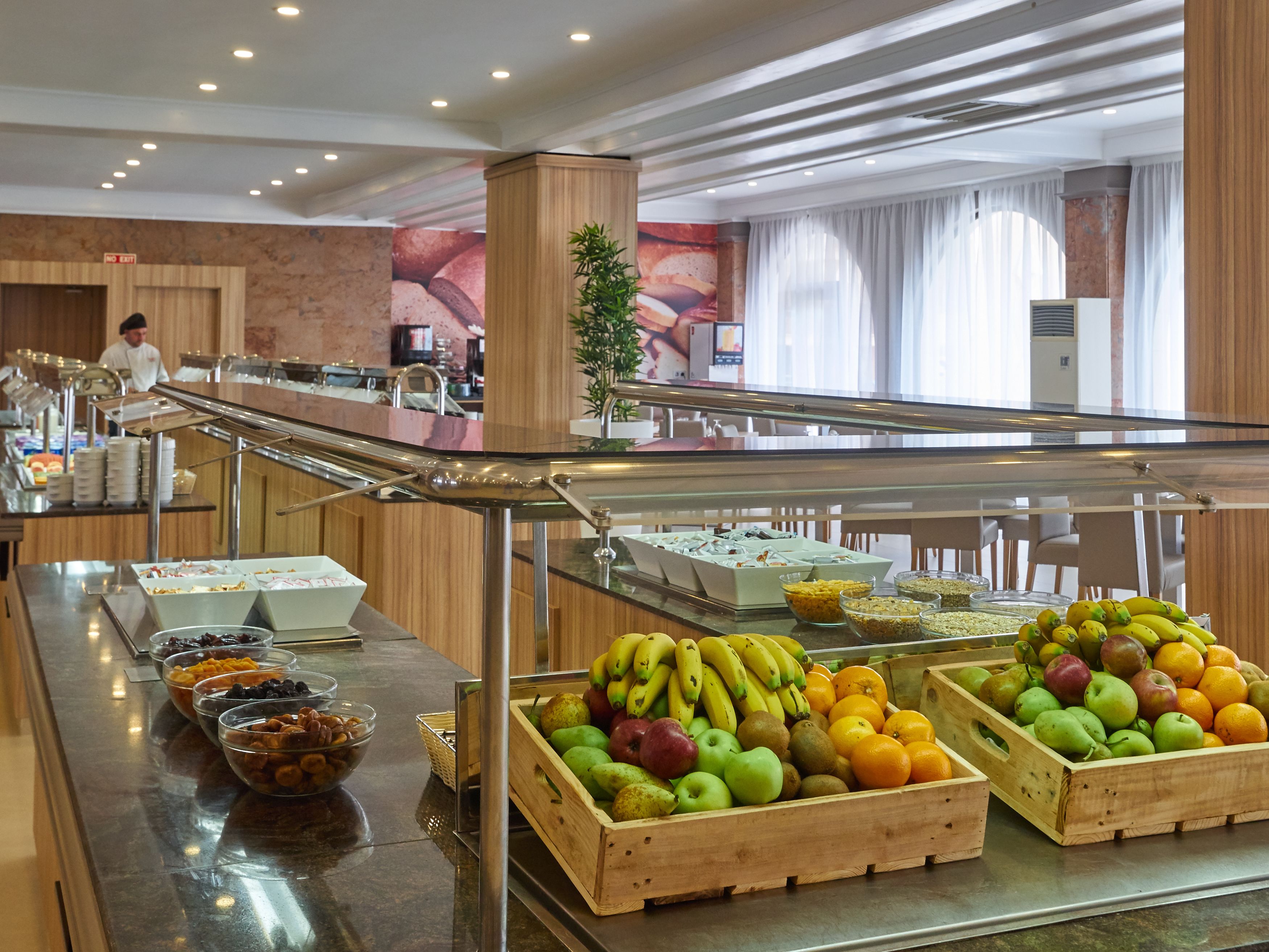 daily buffet breakfast (eur 14 per person)