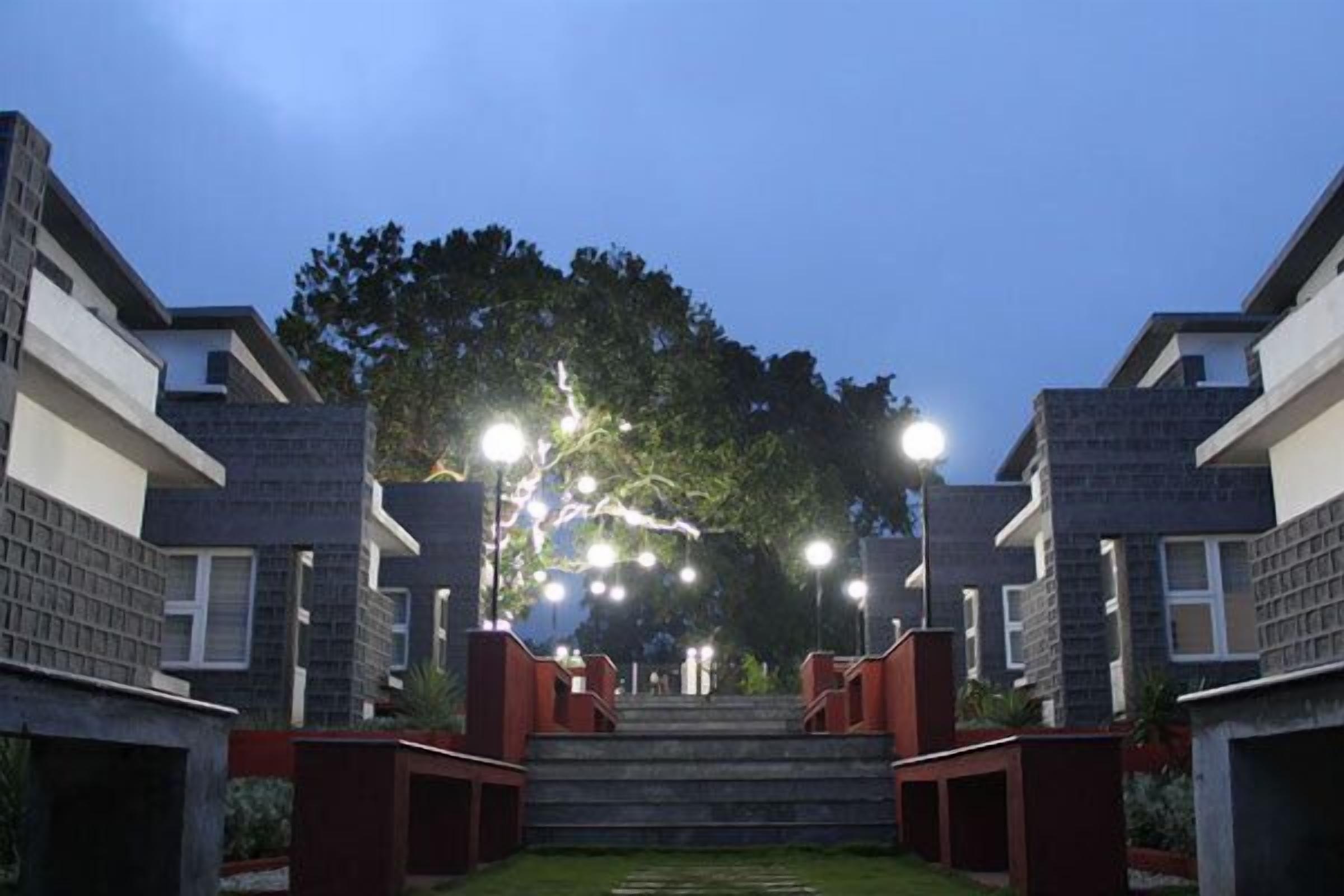 Façade de l’hébergement - soirée/nuit