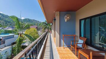 Suite, 1 dormitori, balcó, vistes a la muntanya | Vista des de l'habitació