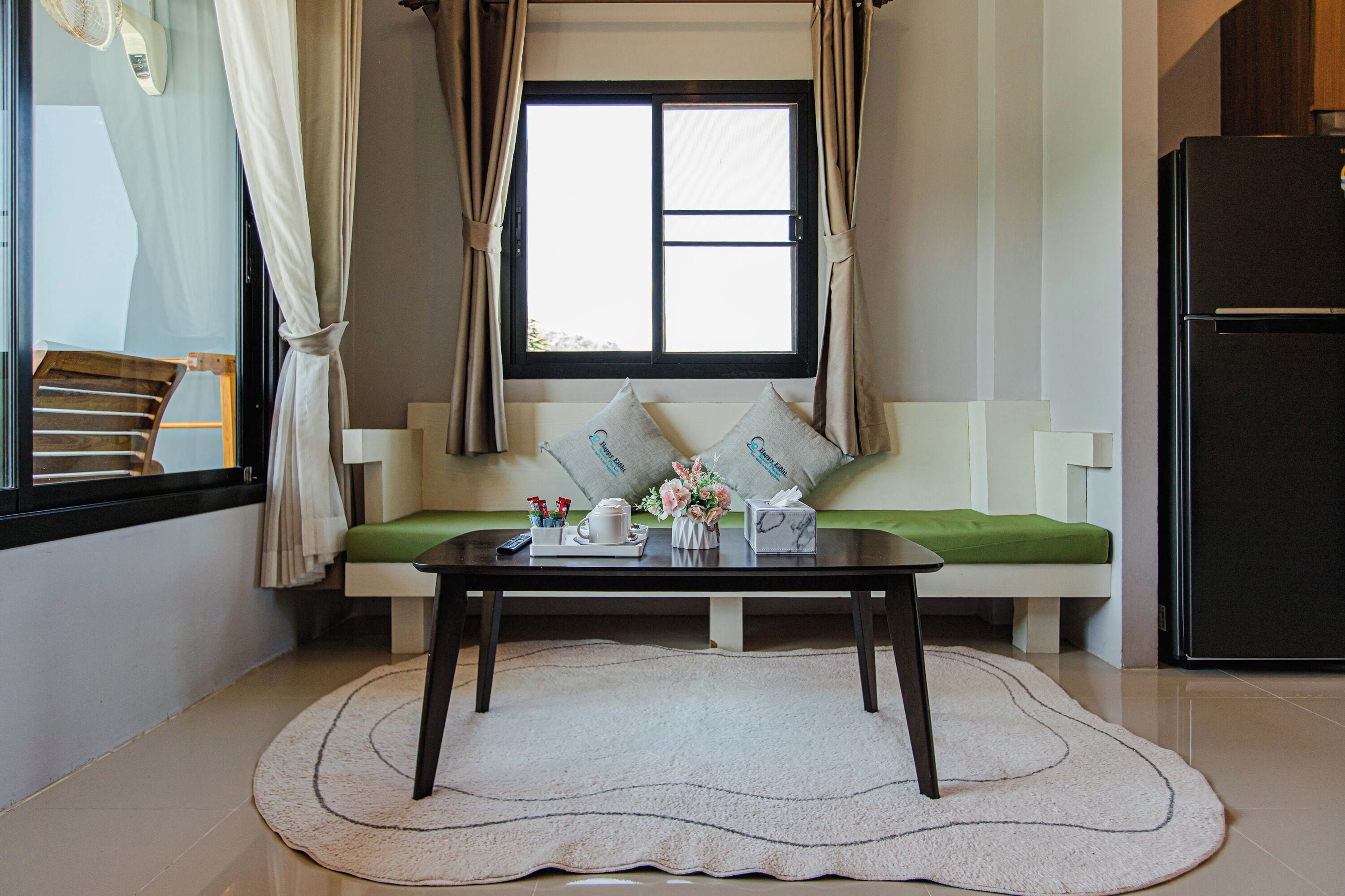 1 bedroom, in-room safe, desk, blackout drapes