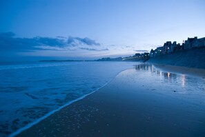 On the beach - Résidence Neptunia (Saint-Malo)