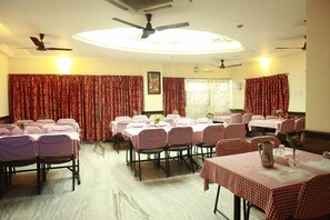 Breakfast (INR 150.00 per person)