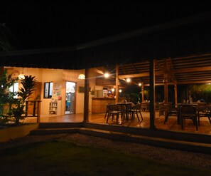Lobby sitting area - Alona42 Resort (Panglao)