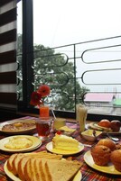 Free buffet breakfast