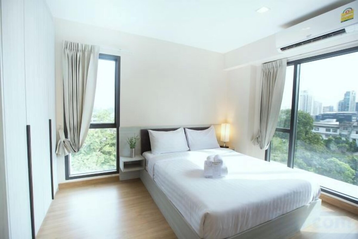 In-room safe, iron/ironing board (on request), WiFi (free)