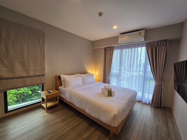 Minimal 2 Bedroom Deluxe