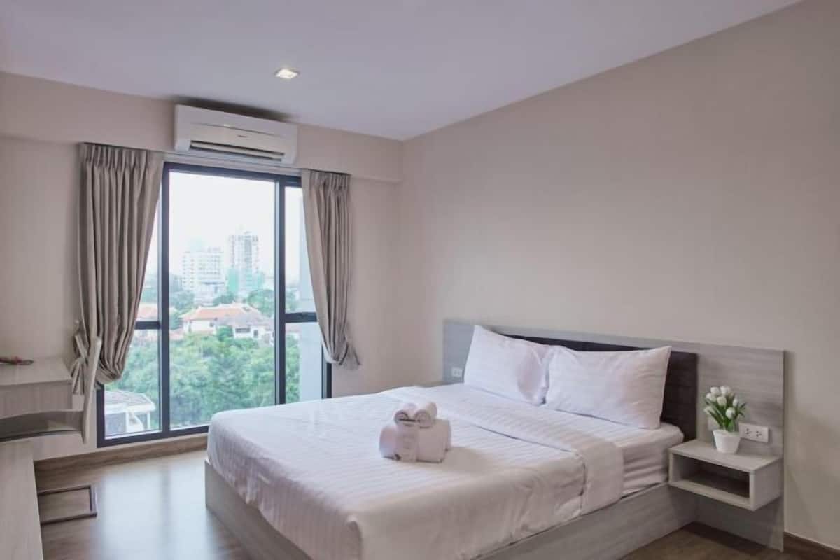1 chambre, coffres-forts dans les chambres, fer et planche Ă repasser