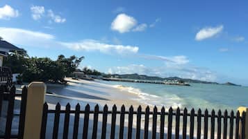 Una playa cerca, arena blanca, traslado desde/hacia la playa