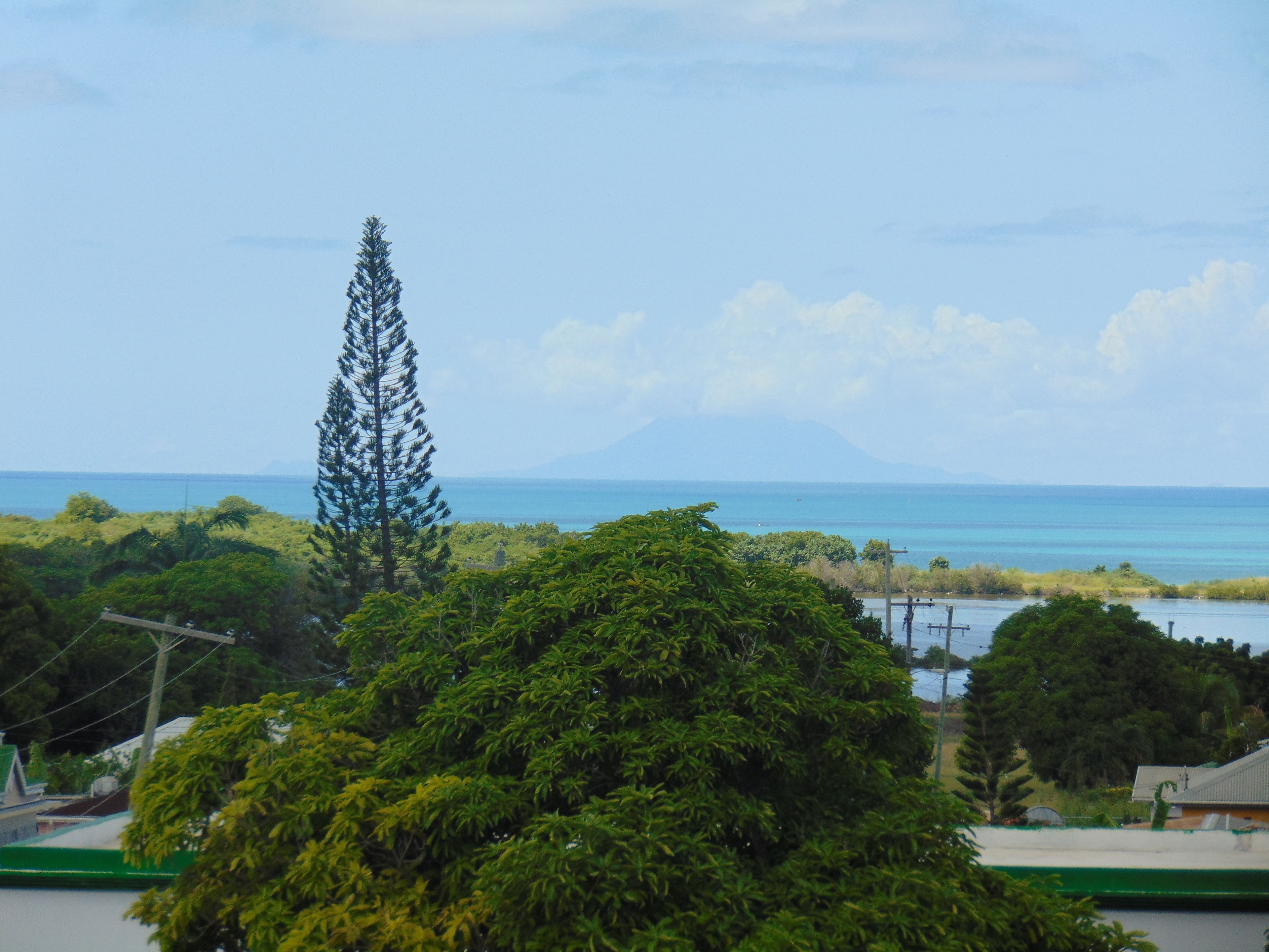 7-suite, ocean view  | mountain view