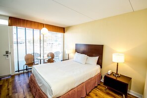 In-room safe, free cots/infant beds, free WiFi, bed sheets - Blue Palms Resort (Wildwood)
