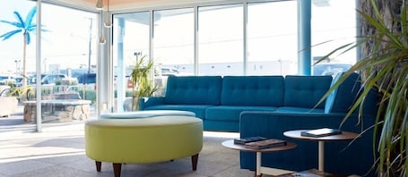 Lobby lounge. Blue Palms Resort