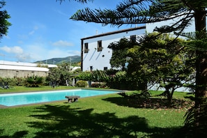 Udendørs pool
