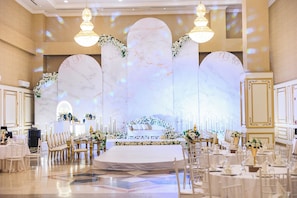 Banquet hall