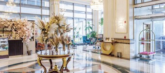 Sapphire Plaza Hotel