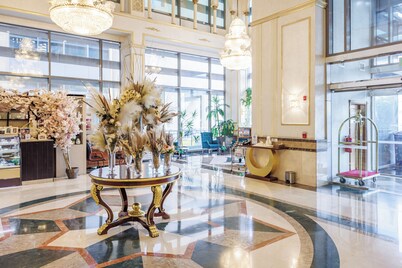 Sapphire Plaza Hotel