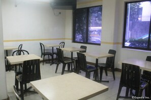 Dining - Halina Drive Inn Hotels - Sta Mesa (Manila)