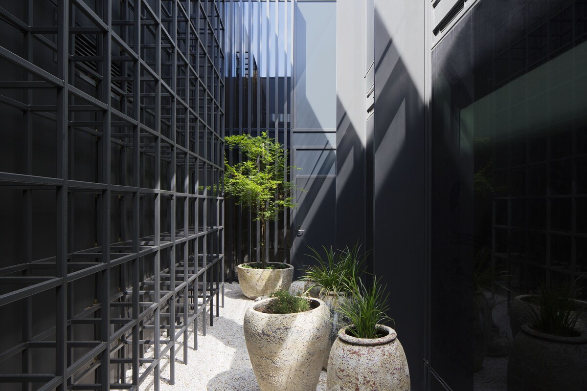 Little National Hotel Canberra