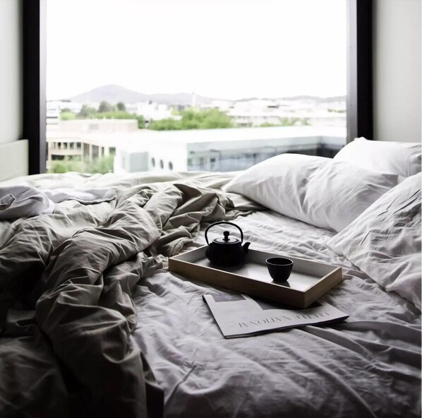 1 bedroom, premium bedding, pillow-top beds, minibar - Little National Hotel Canberra (Barton)