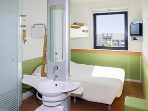 書桌、隔音、免費 Wi-Fi、床單