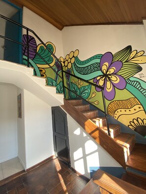 Interior - Gorilla - Hostel (Mendoza)