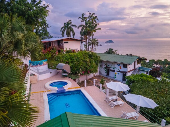 Alberca al aire libre 