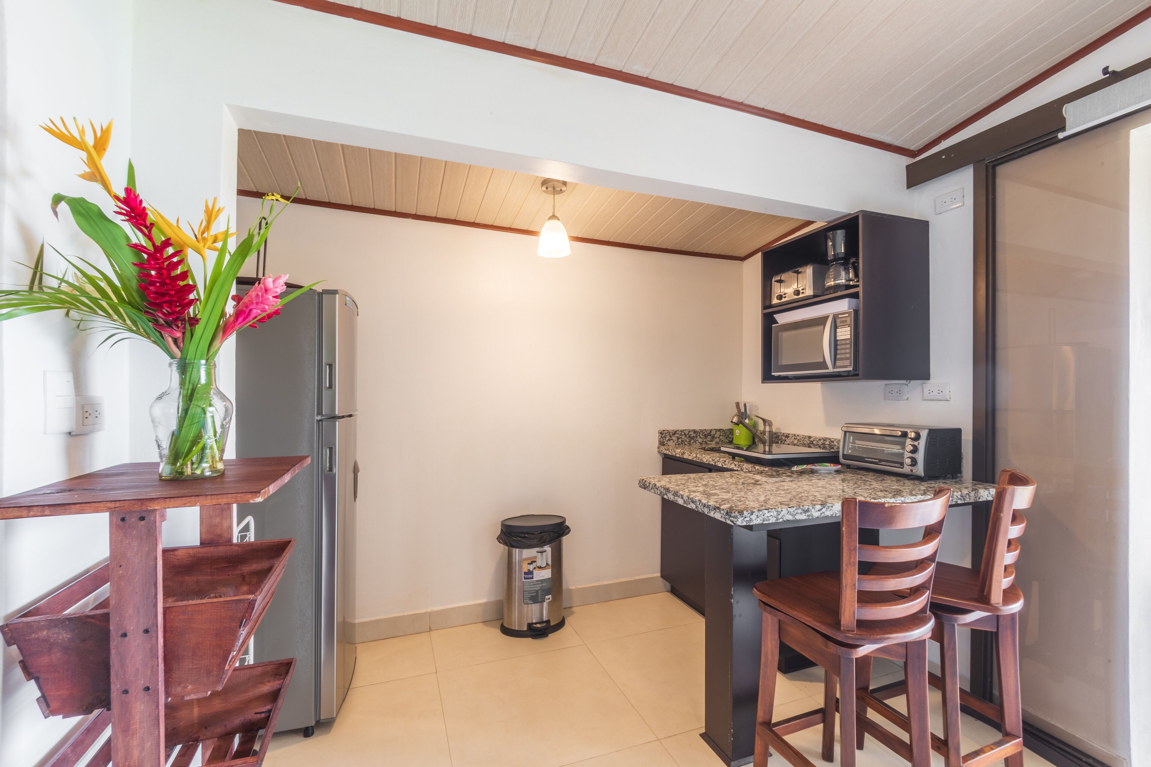 premium room, ocean view | private kitchen | full-sized fridge, microwave, oven, coffee/tea maker