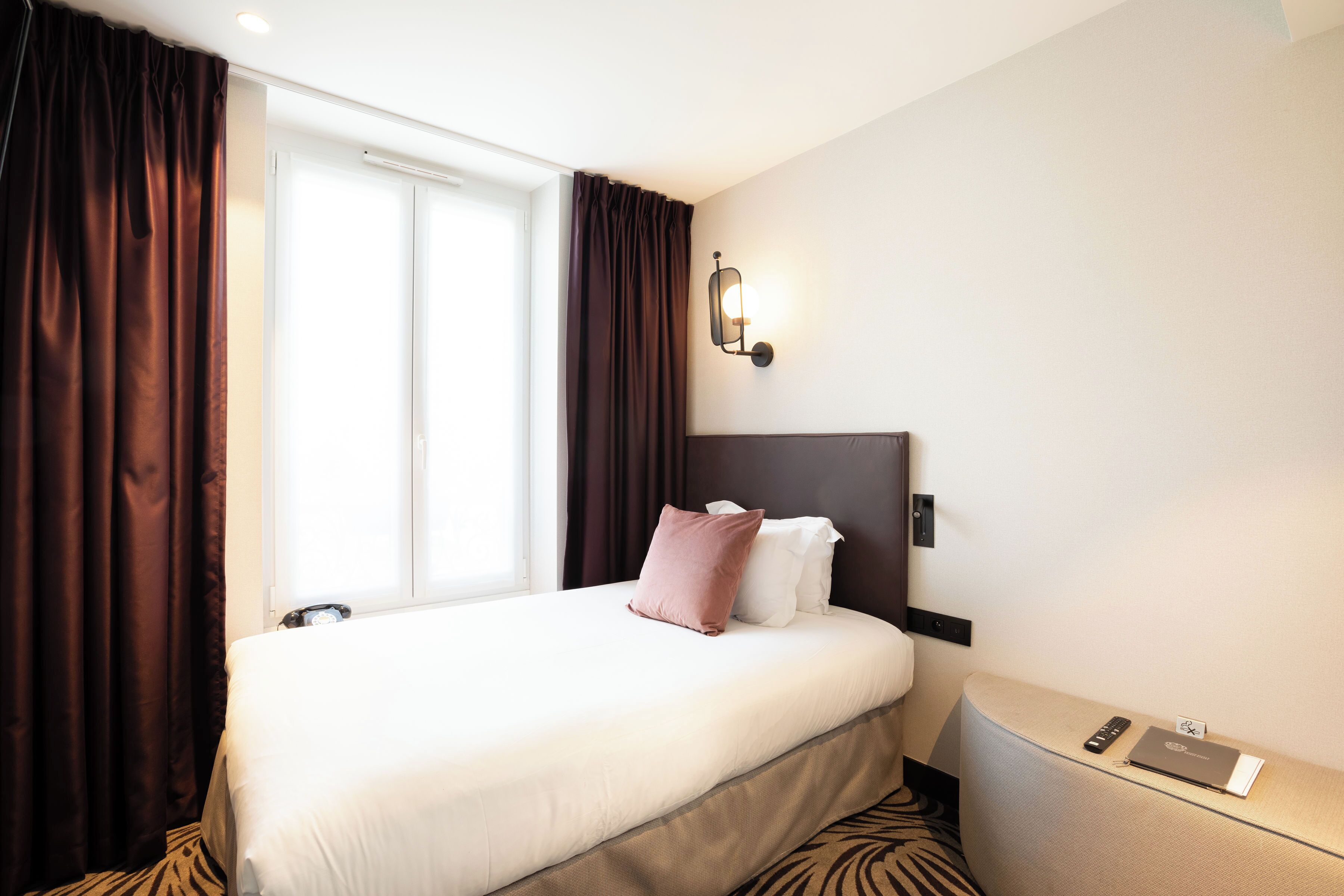 Standard Single Room | In-room safe, desk, soundproofing, free cribs/infant beds