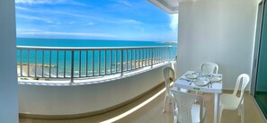 Standard Apartment, 2 Bedrooms, Balcony, Beach View | Terrace/patio - Apartamentos frente al mar Cartagena - Edificio Palmetto (Cartagena)