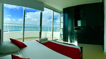 Departamento panorámico, 2 habitaciones, Terraza, vista a la playa | 2 habitaciones y caja de seguridad en la habitación