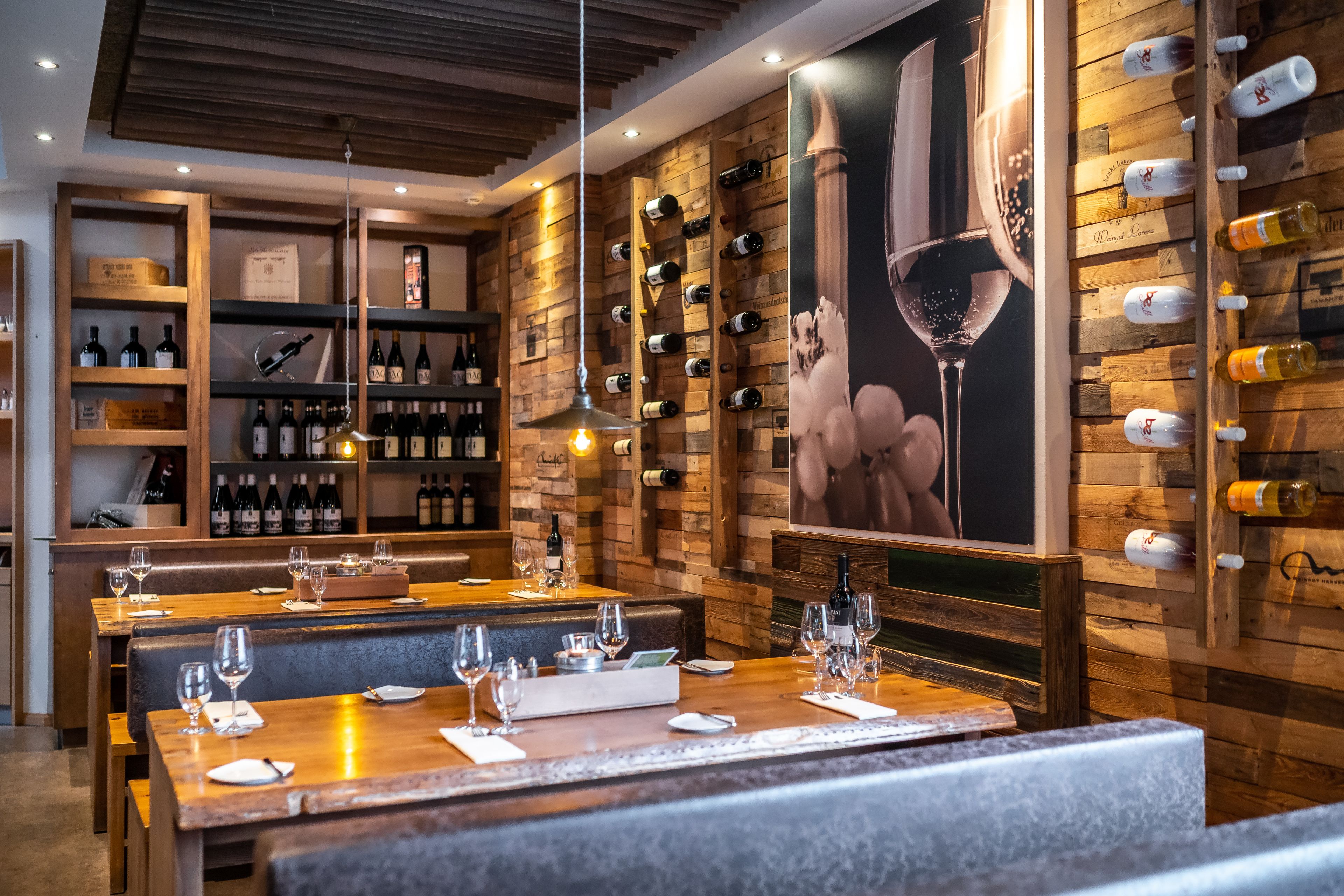 lunch and dinner served, german cuisine