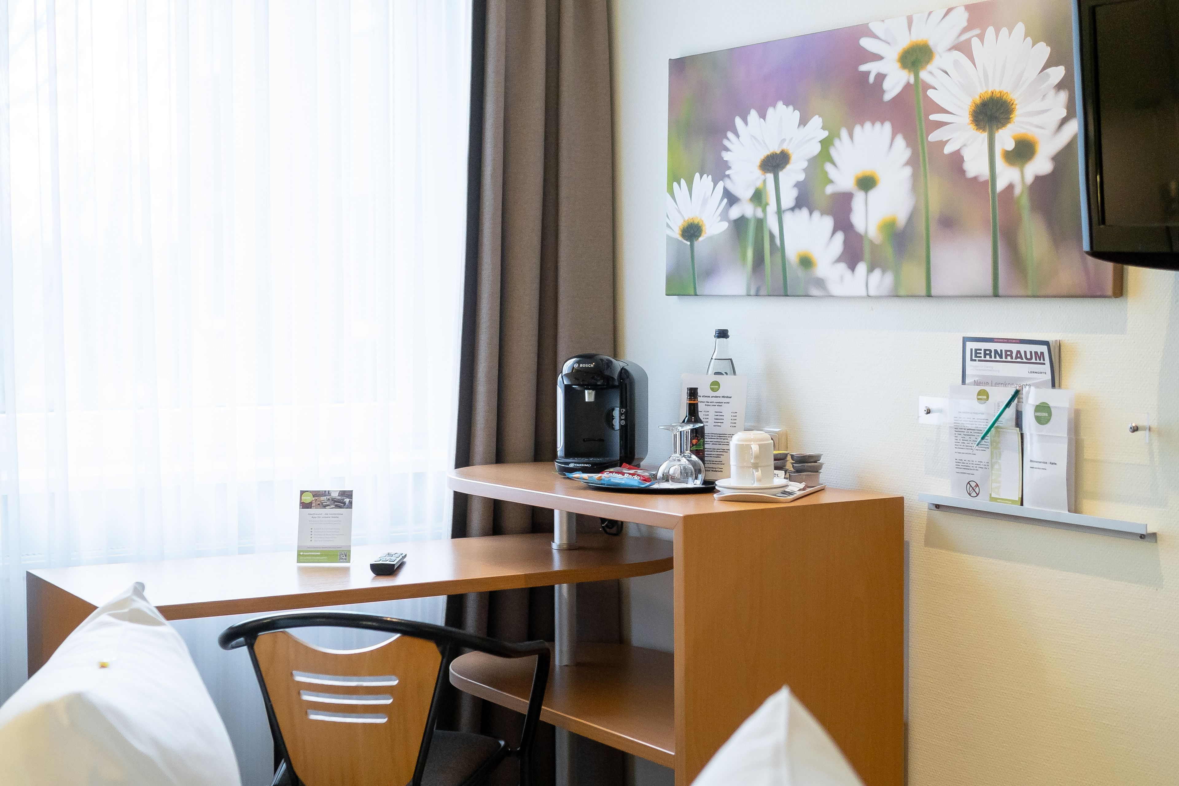 1 bedroom, premium bedding, in-room safe, desk