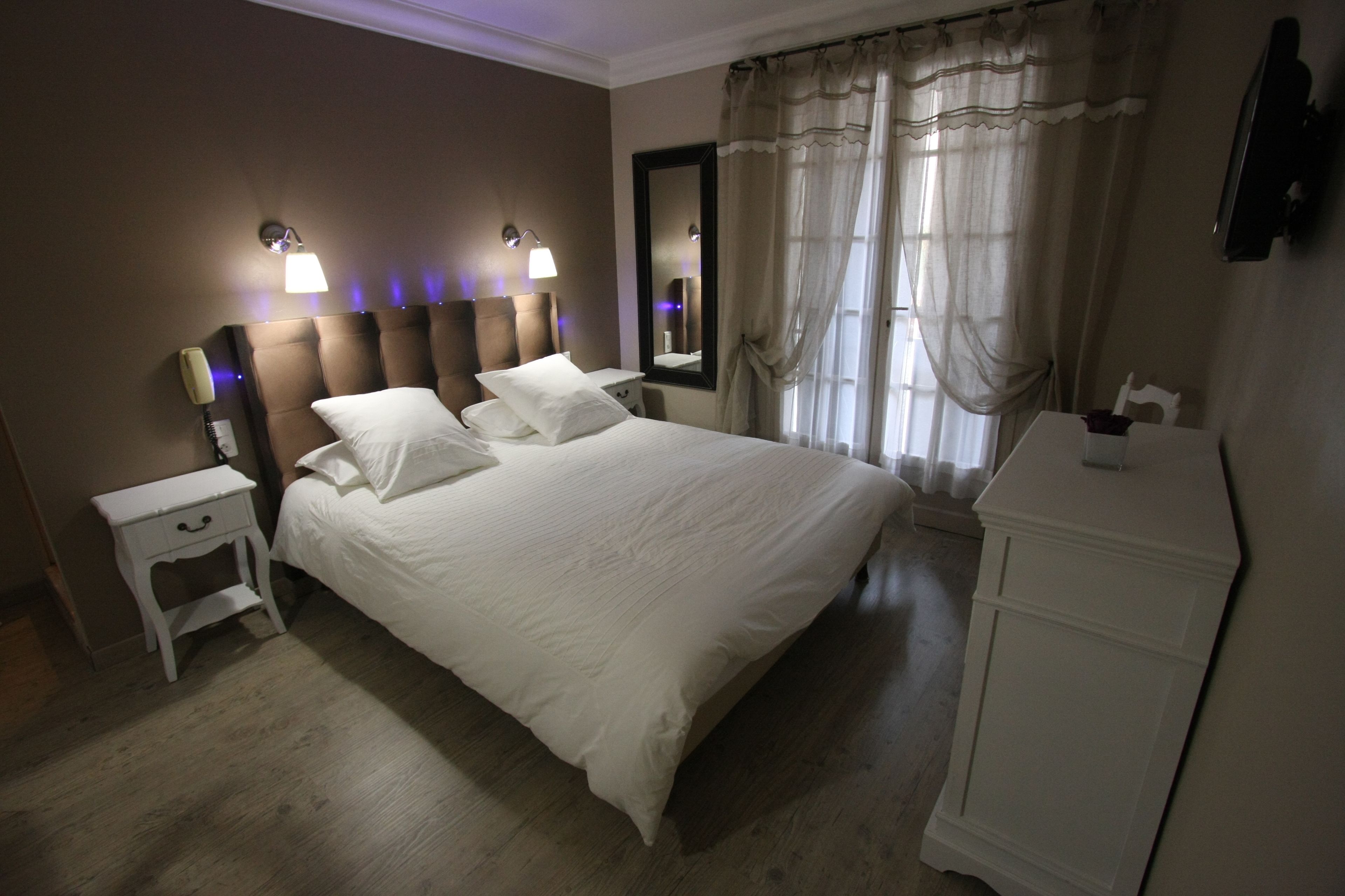 Deluxe Double or Twin Room, Ensuite, Pool View | In-room safe, individually decorated, desk, free WiFi