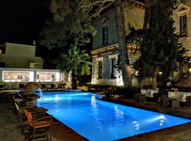 Γεύματα σε εξωτερικό χώρο