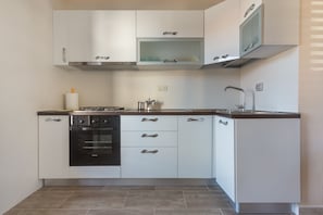 Elite Apartment | Private kitchen