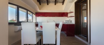 ANAELEHOUSEアパートメンツ L.T.B.