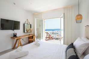 Familieværelse - 2 soveværelser - balkon - havudsigt | Premium-sengetøj, pengeskab på værelset, skrivebord