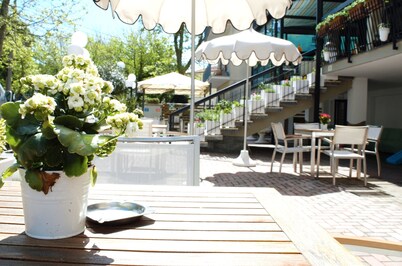 Hotel Lux