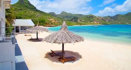 Davids Beach Hotel