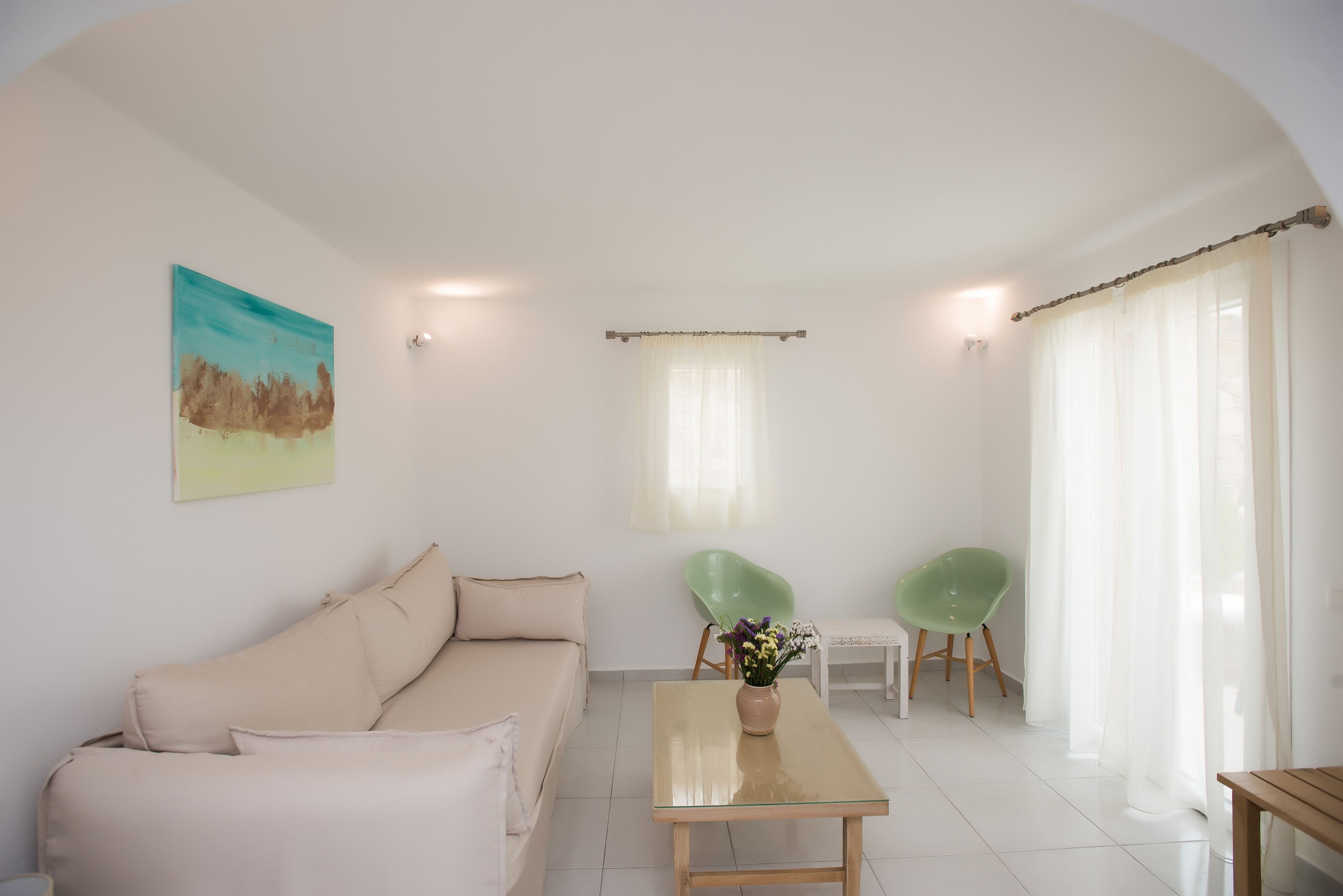 family room, garden view (deluxe) | living area | 23-inch flat-screen tv with digital channels, tv