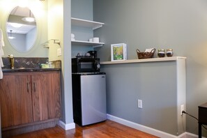 Habitación familiar, 1 cama de matrimonio con sofá cama | Wifi gratis y ropa de cama